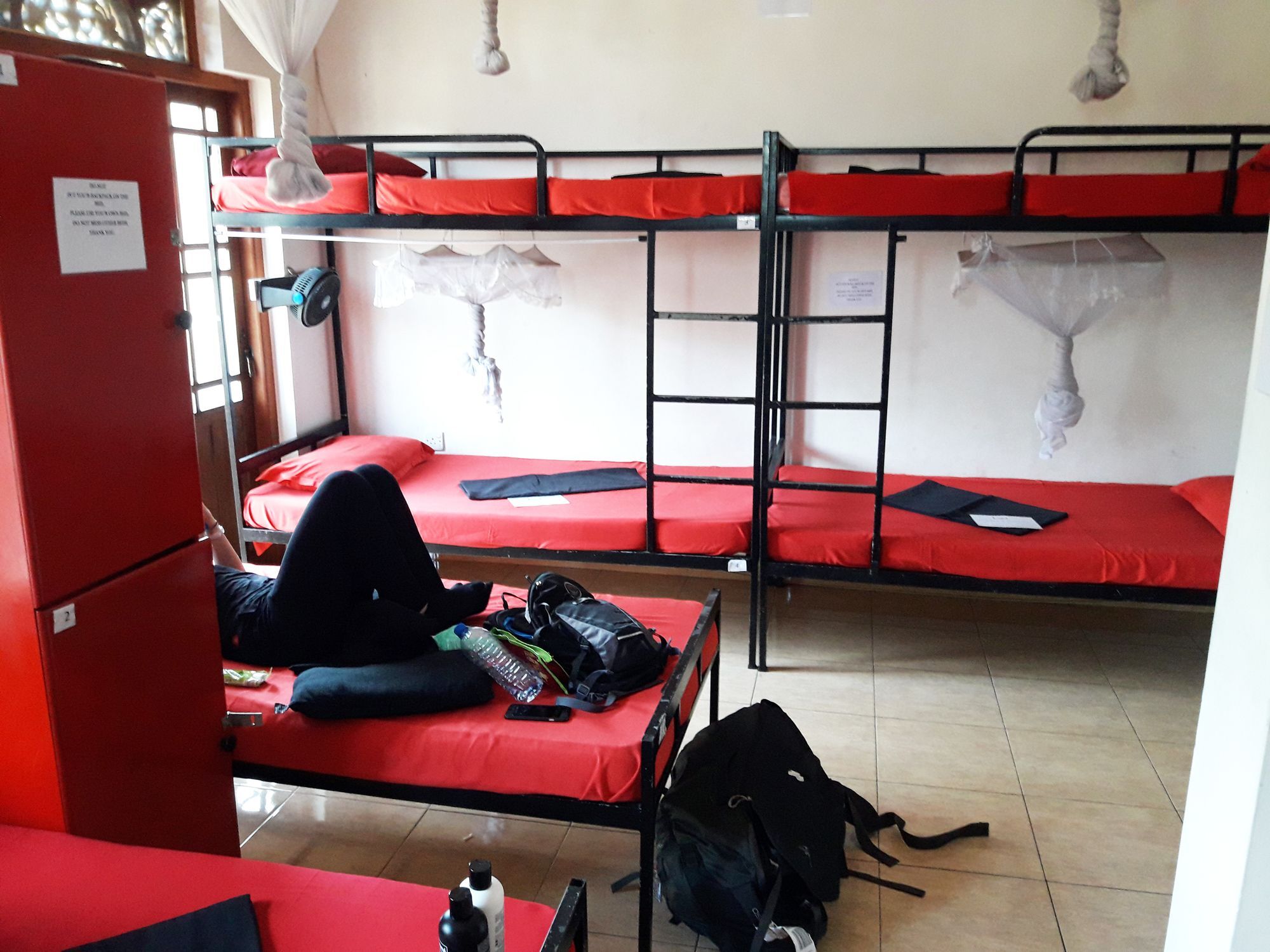 Kandy Walkers Hostel Tennekumbura Eksteriør bilde