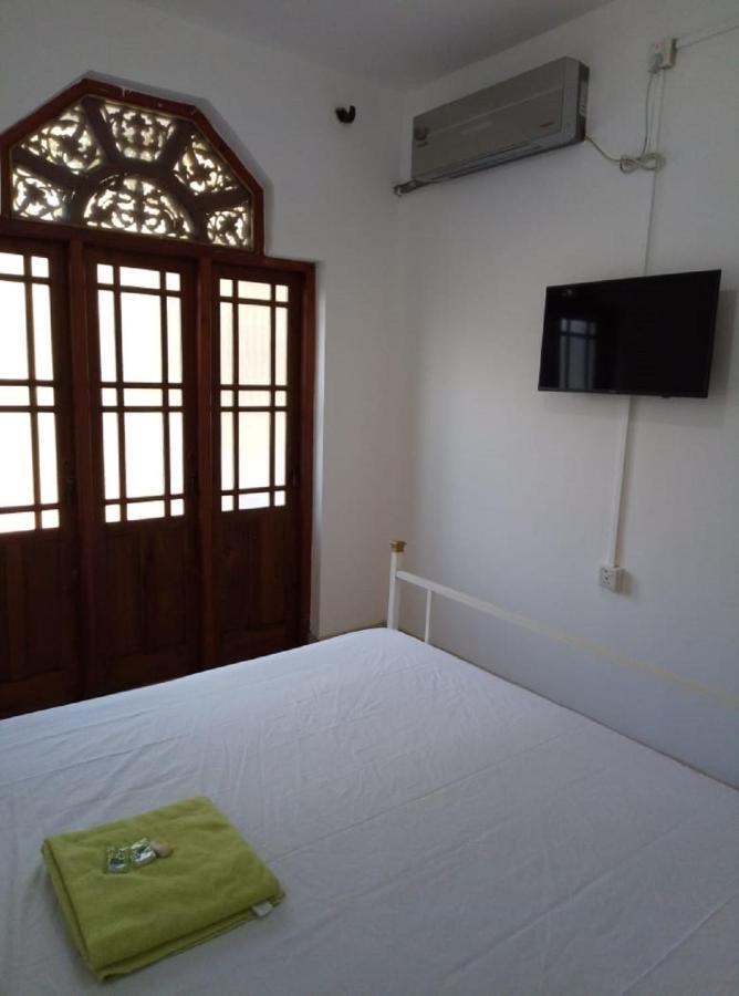 Kandy Walkers Hostel Tennekumbura Eksteriør bilde